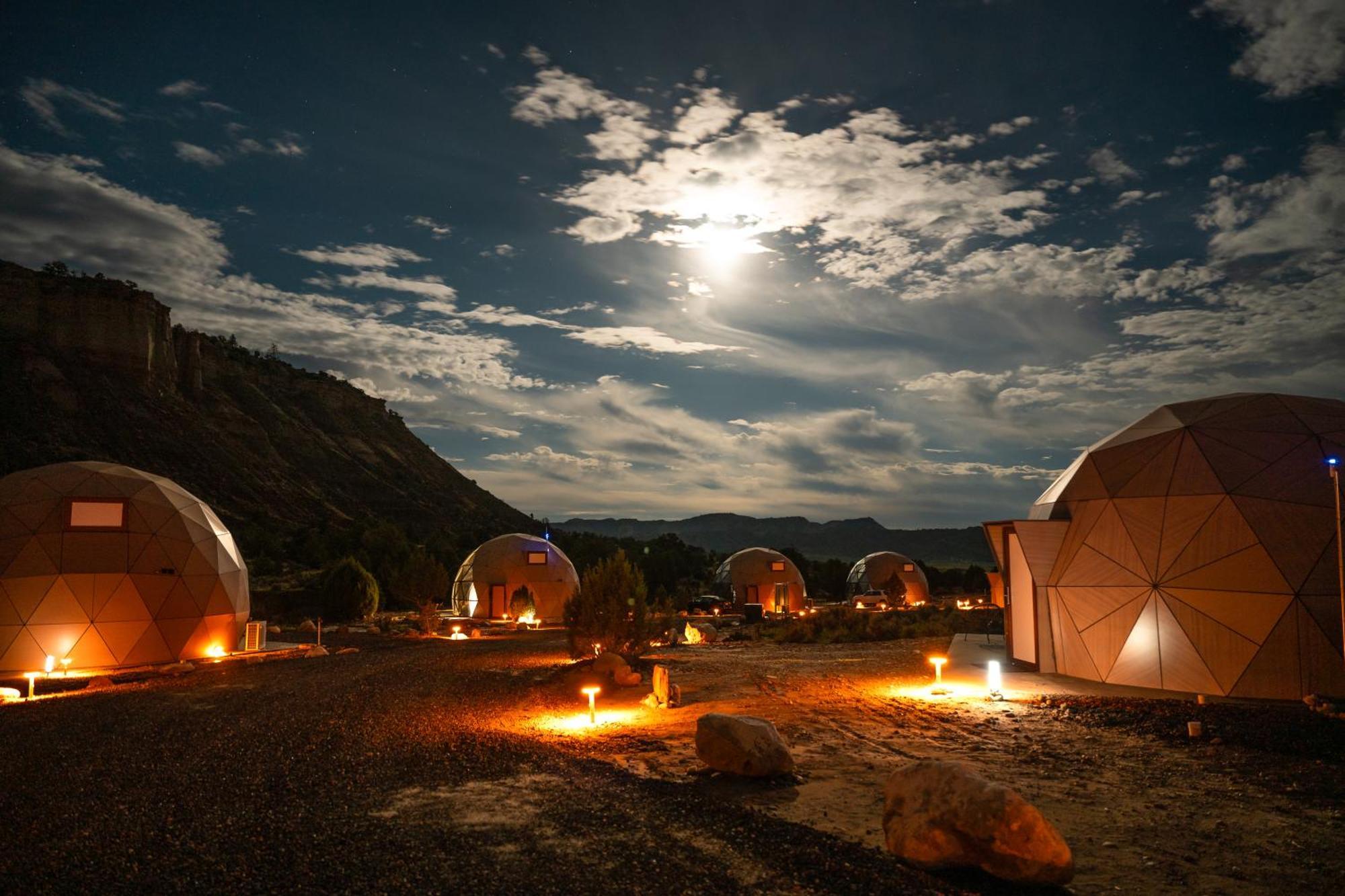 Clear Sky Resorts - Bryce Canyon - Unique Stargazing Domes Cannonville Εξωτερικό φωτογραφία